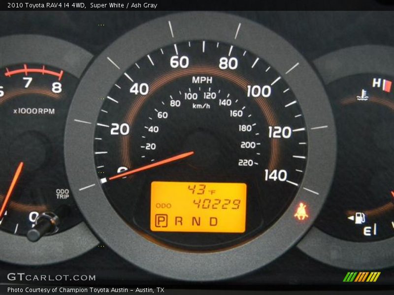 Super White / Ash Gray 2010 Toyota RAV4 I4 4WD