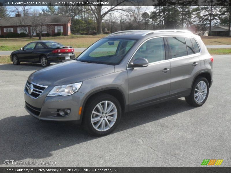 Alpine Gray Metallic / Sandstone 2011 Volkswagen Tiguan SE
