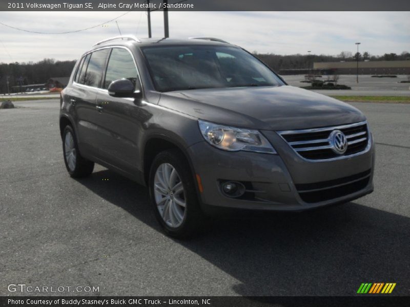 Alpine Gray Metallic / Sandstone 2011 Volkswagen Tiguan SE