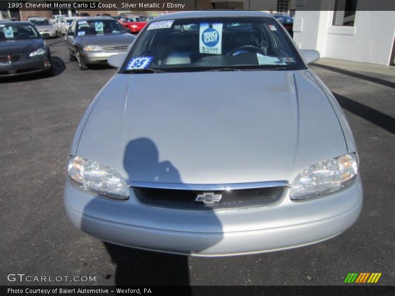 Silver Metallic / Ebony 1995 Chevrolet Monte Carlo LS Coupe
