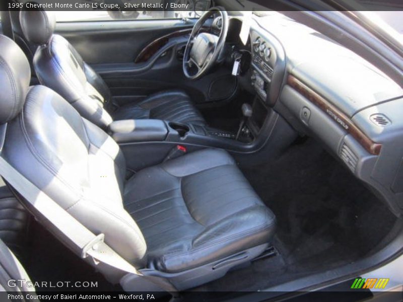 Silver Metallic / Ebony 1995 Chevrolet Monte Carlo LS Coupe
