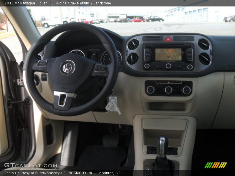 Alpine Gray Metallic / Sandstone 2011 Volkswagen Tiguan SE