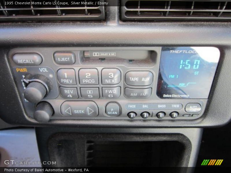 Silver Metallic / Ebony 1995 Chevrolet Monte Carlo LS Coupe