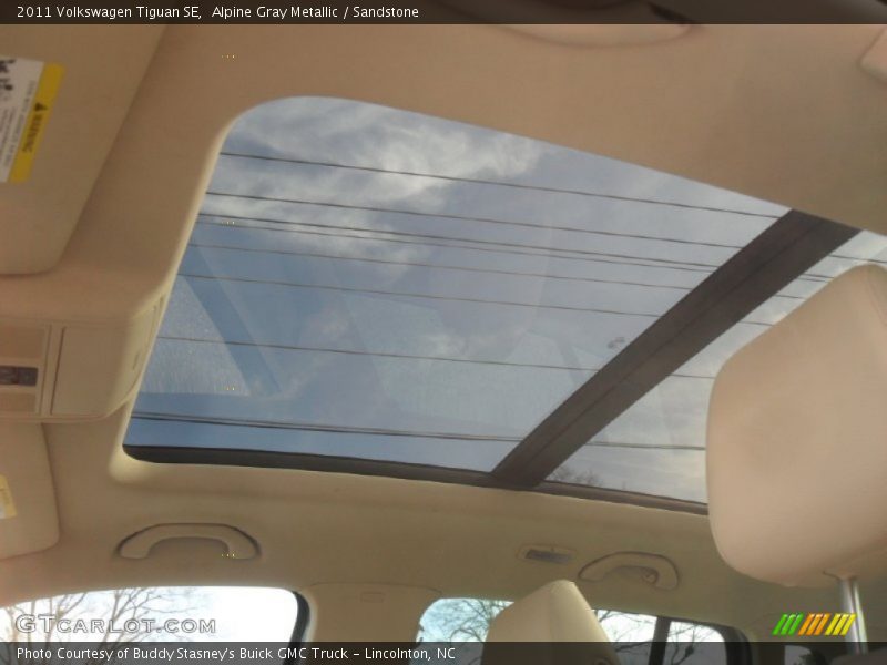 Alpine Gray Metallic / Sandstone 2011 Volkswagen Tiguan SE