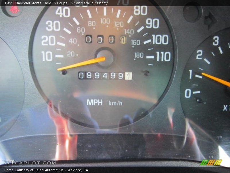 Silver Metallic / Ebony 1995 Chevrolet Monte Carlo LS Coupe