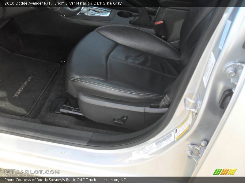 Bright Silver Metallic / Dark Slate Gray 2010 Dodge Avenger R/T