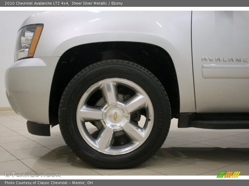 Sheer Silver Metallic / Ebony 2010 Chevrolet Avalanche LTZ 4x4