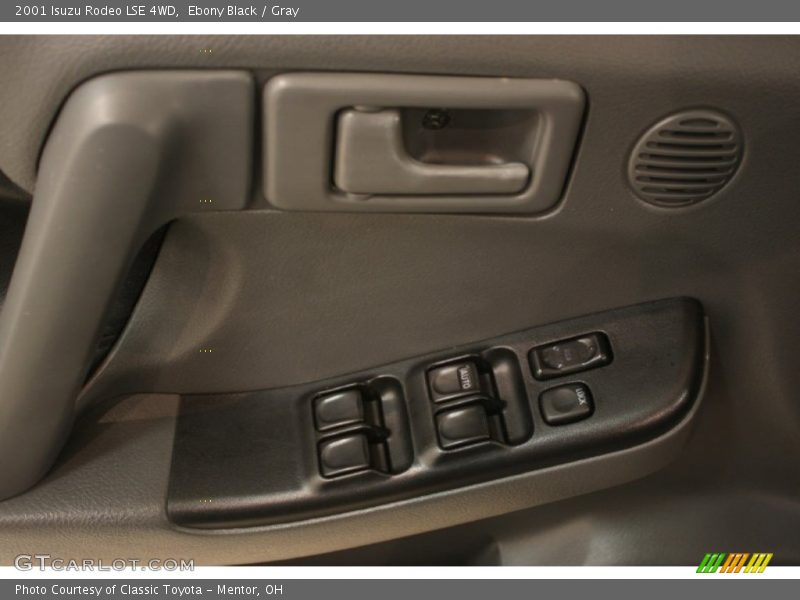 Ebony Black / Gray 2001 Isuzu Rodeo LSE 4WD