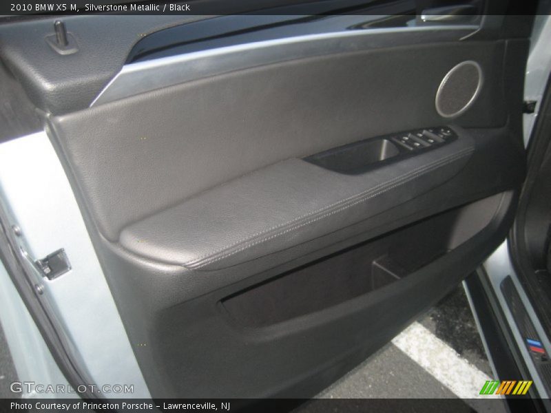 Silverstone Metallic / Black 2010 BMW X5 M