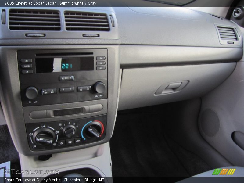 Summit White / Gray 2005 Chevrolet Cobalt Sedan