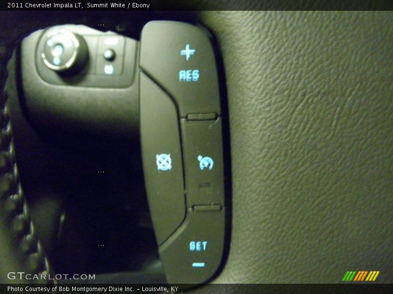 Summit White / Ebony 2011 Chevrolet Impala LT