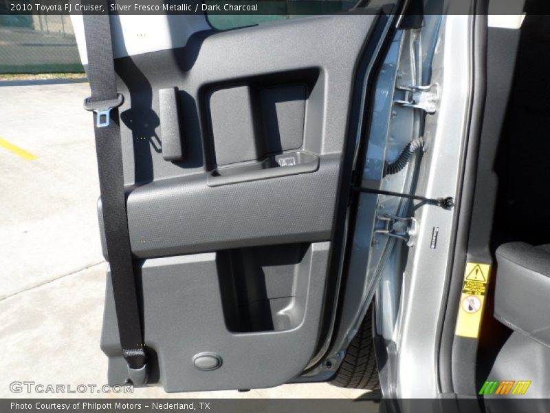 Silver Fresco Metallic / Dark Charcoal 2010 Toyota FJ Cruiser