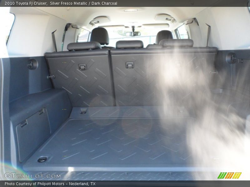 Silver Fresco Metallic / Dark Charcoal 2010 Toyota FJ Cruiser