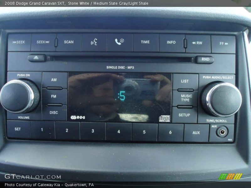 Stone White / Medium Slate Gray/Light Shale 2008 Dodge Grand Caravan SXT