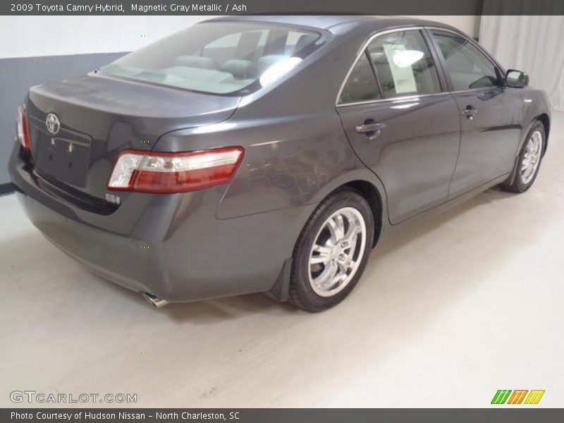 Magnetic Gray Metallic / Ash 2009 Toyota Camry Hybrid