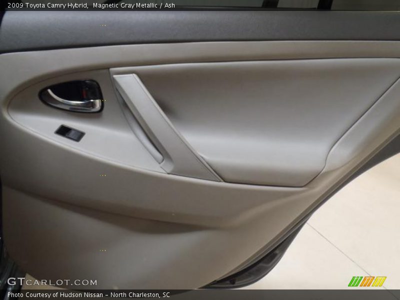 Magnetic Gray Metallic / Ash 2009 Toyota Camry Hybrid