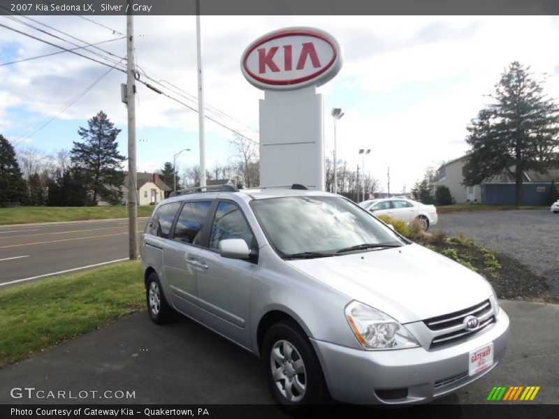 Silver / Gray 2007 Kia Sedona LX