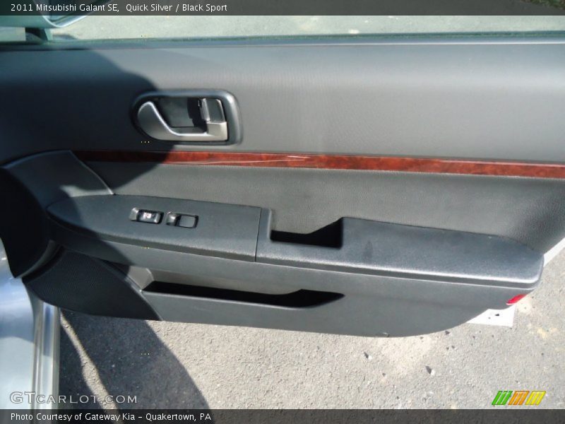 Quick Silver / Black Sport 2011 Mitsubishi Galant SE