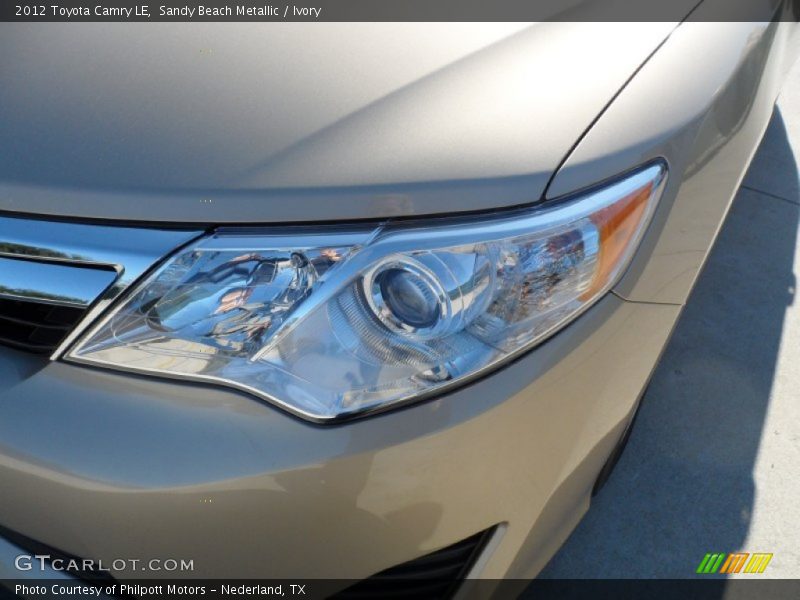 Sandy Beach Metallic / Ivory 2012 Toyota Camry LE