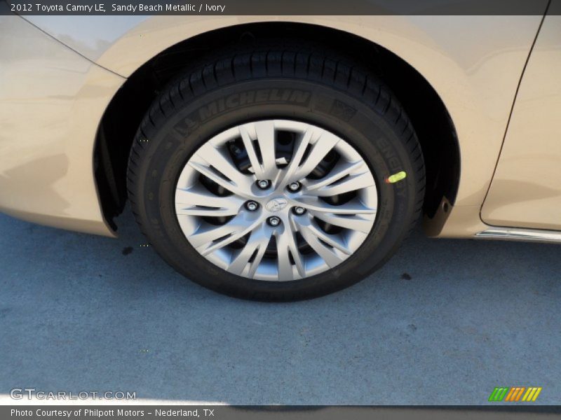 Sandy Beach Metallic / Ivory 2012 Toyota Camry LE