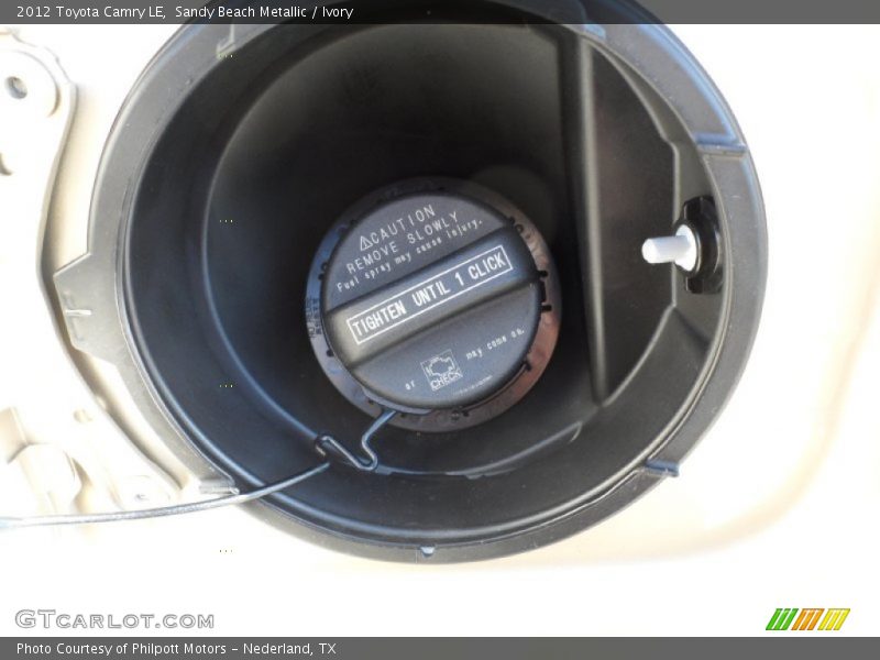 Sandy Beach Metallic / Ivory 2012 Toyota Camry LE