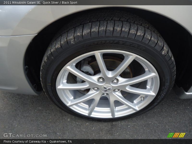 Quick Silver / Black Sport 2011 Mitsubishi Galant SE