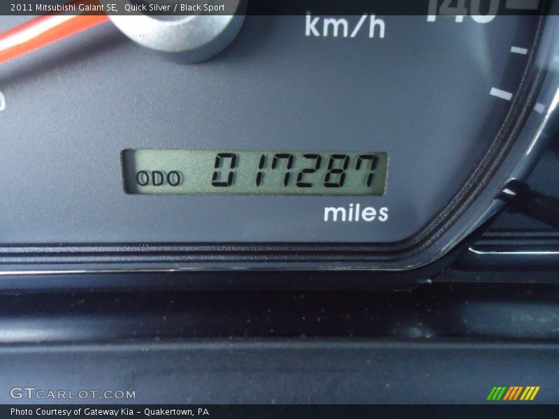 Quick Silver / Black Sport 2011 Mitsubishi Galant SE