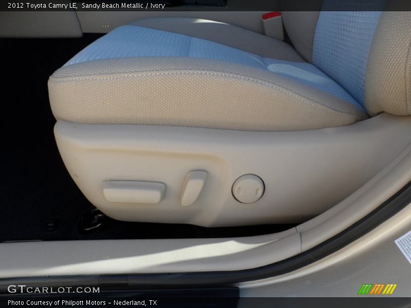 Sandy Beach Metallic / Ivory 2012 Toyota Camry LE