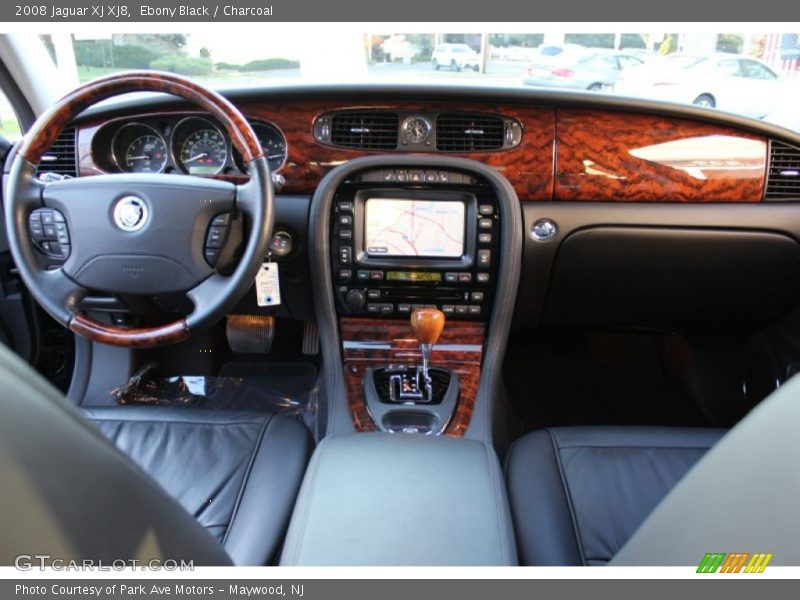 Ebony Black / Charcoal 2008 Jaguar XJ XJ8