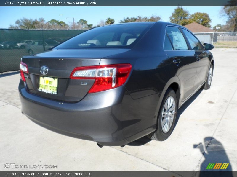 Magnetic Gray Metallic / Ash 2012 Toyota Camry LE