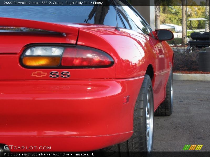  2000 Camaro Z28 SS Coupe Logo