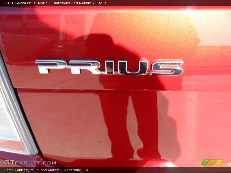 Barcelona Red Metallic / Bisque 2011 Toyota Prius Hybrid II