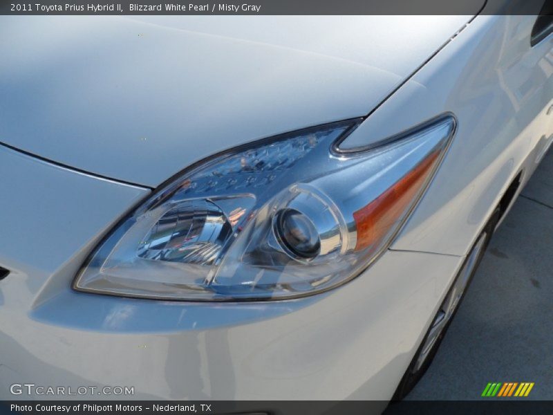Blizzard White Pearl / Misty Gray 2011 Toyota Prius Hybrid II