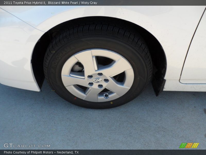 Blizzard White Pearl / Misty Gray 2011 Toyota Prius Hybrid II