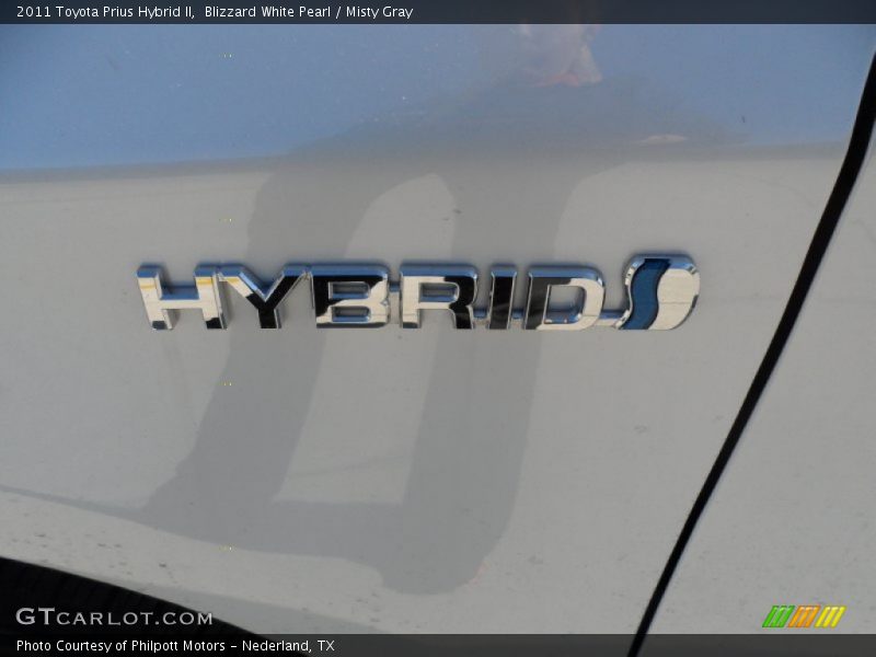 Blizzard White Pearl / Misty Gray 2011 Toyota Prius Hybrid II
