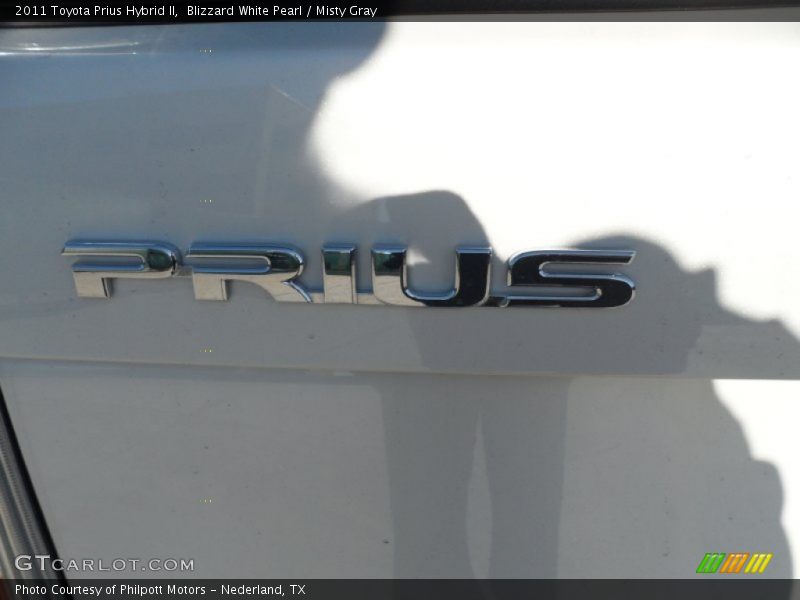 Blizzard White Pearl / Misty Gray 2011 Toyota Prius Hybrid II