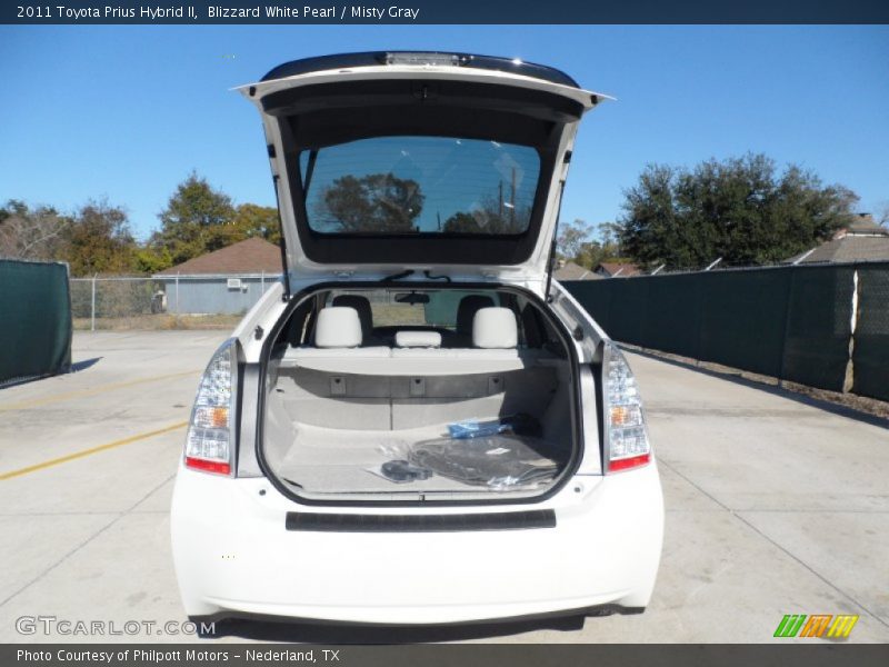 Blizzard White Pearl / Misty Gray 2011 Toyota Prius Hybrid II