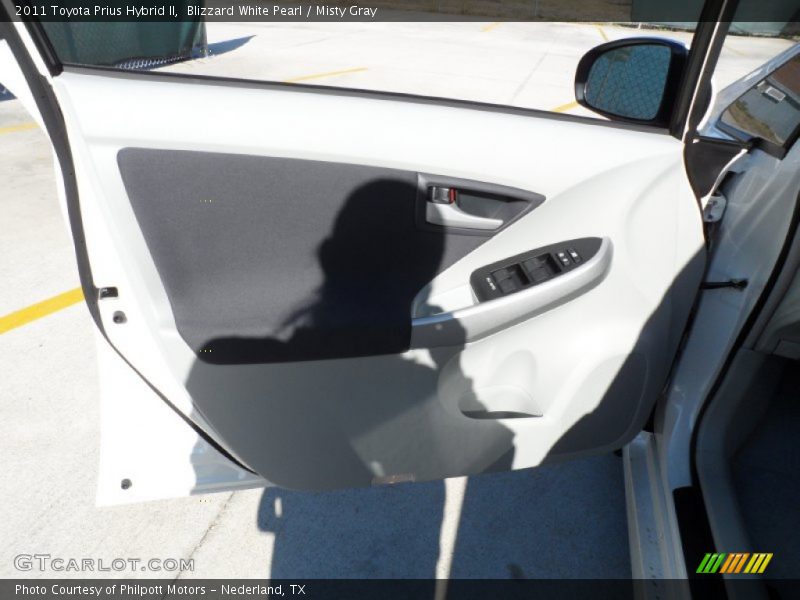 Blizzard White Pearl / Misty Gray 2011 Toyota Prius Hybrid II