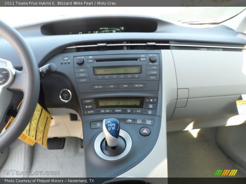 Blizzard White Pearl / Misty Gray 2011 Toyota Prius Hybrid II