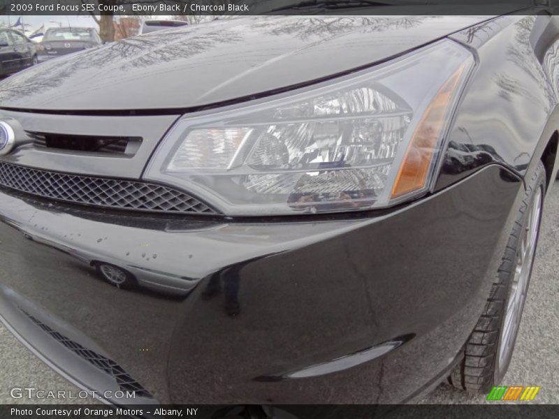 Ebony Black / Charcoal Black 2009 Ford Focus SES Coupe