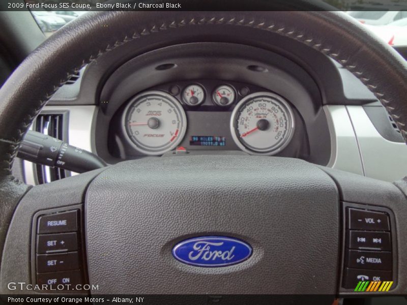 Controls of 2009 Focus SES Coupe