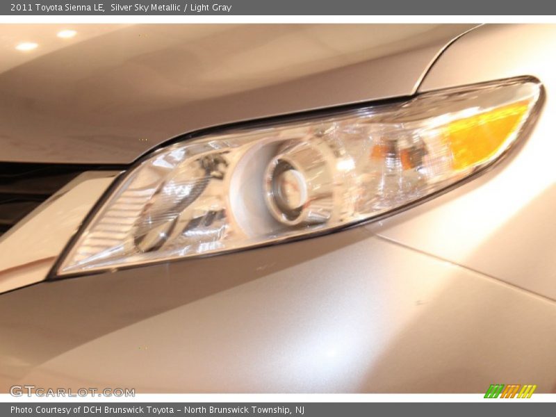 Silver Sky Metallic / Light Gray 2011 Toyota Sienna LE