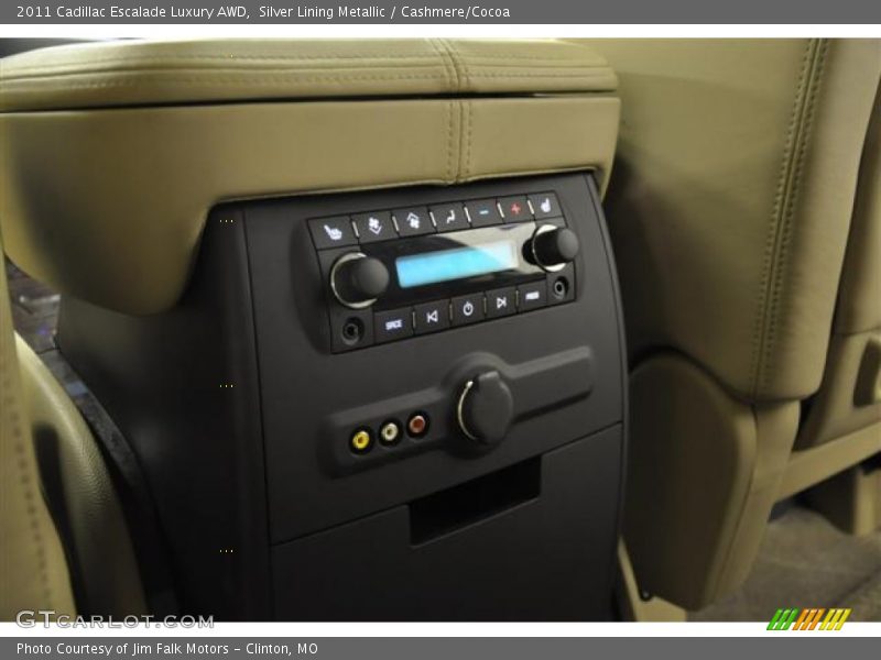 Silver Lining Metallic / Cashmere/Cocoa 2011 Cadillac Escalade Luxury AWD