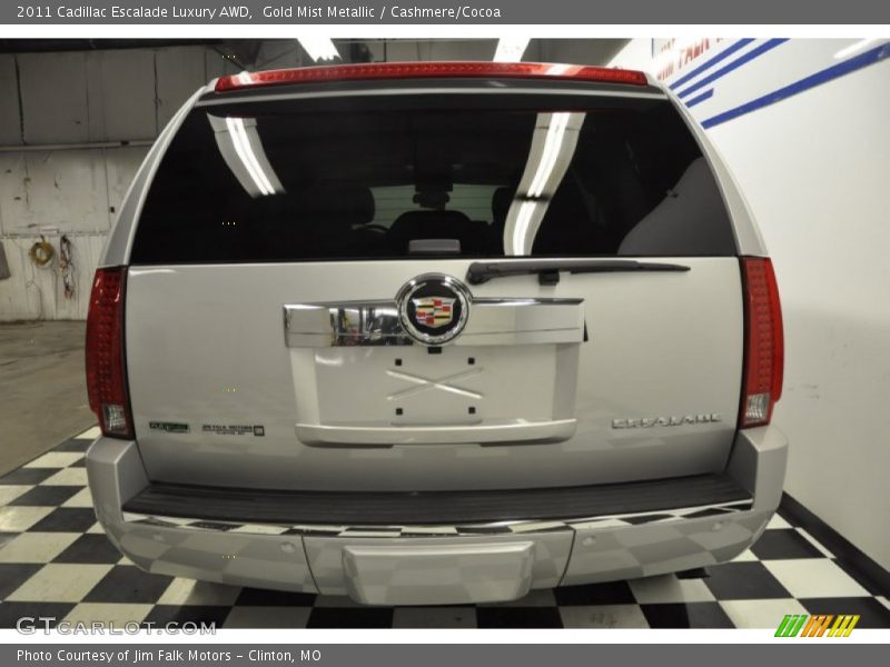 Gold Mist Metallic / Cashmere/Cocoa 2011 Cadillac Escalade Luxury AWD