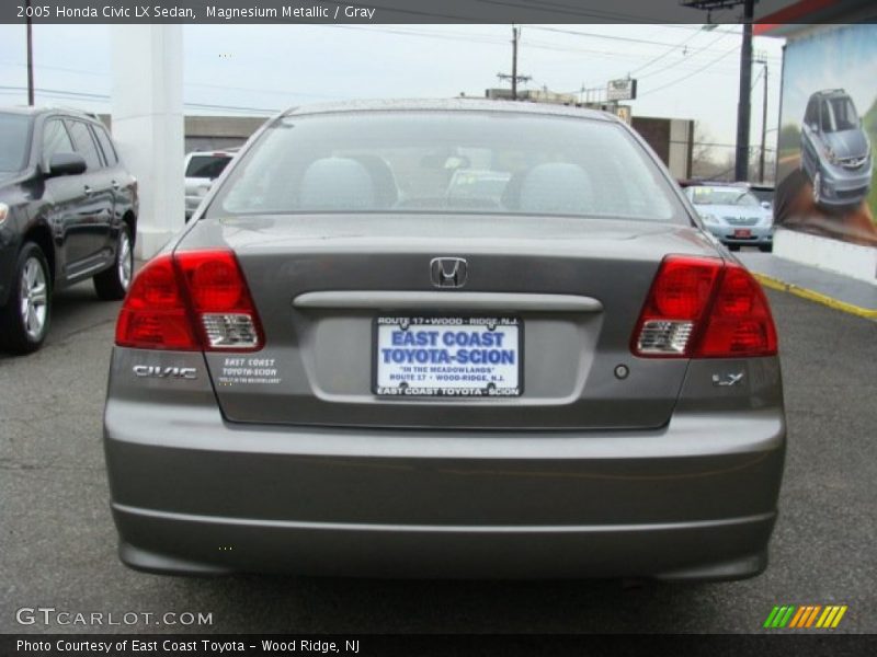 Magnesium Metallic / Gray 2005 Honda Civic LX Sedan