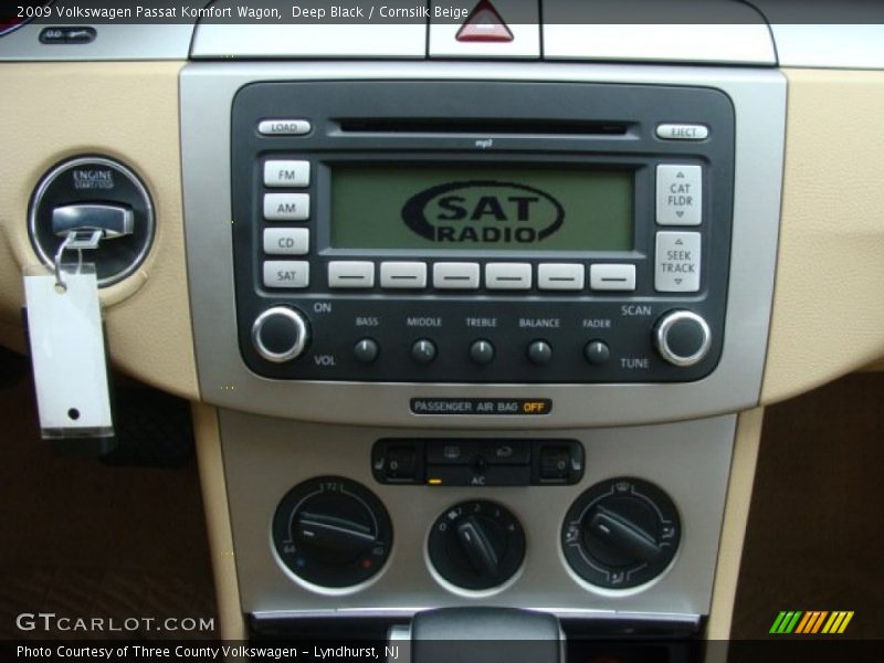 Deep Black / Cornsilk Beige 2009 Volkswagen Passat Komfort Wagon