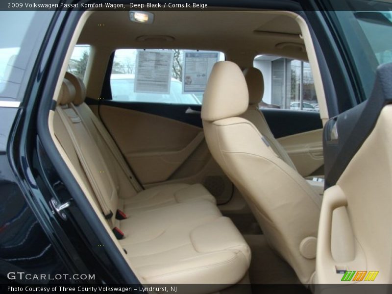 Deep Black / Cornsilk Beige 2009 Volkswagen Passat Komfort Wagon