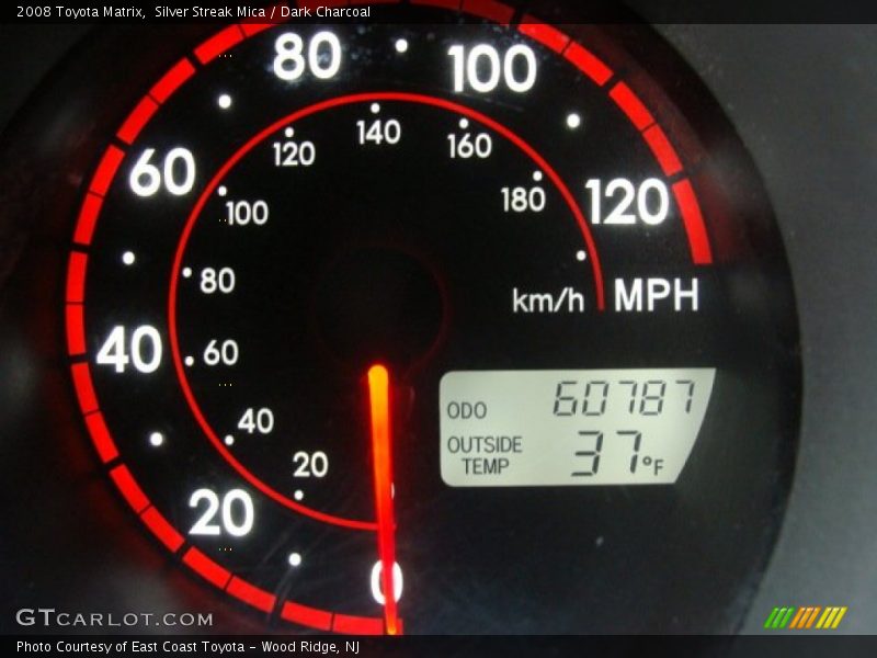 Silver Streak Mica / Dark Charcoal 2008 Toyota Matrix