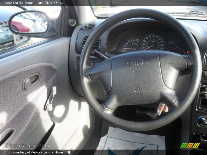 Light Silver / Gray 2002 Kia Rio Sedan