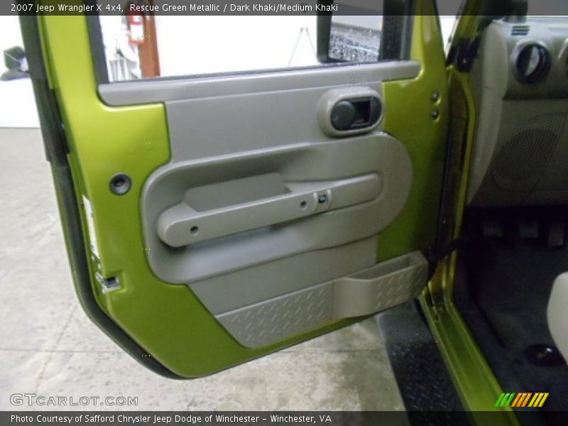 Door Panel of 2007 Wrangler X 4x4